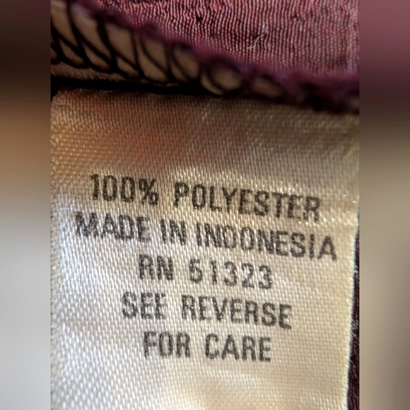 Chaus Vintage Burgundy Plum Purple Button Down Blouse Careerwear 80s 90s Size 8 - Picture 7 of 7